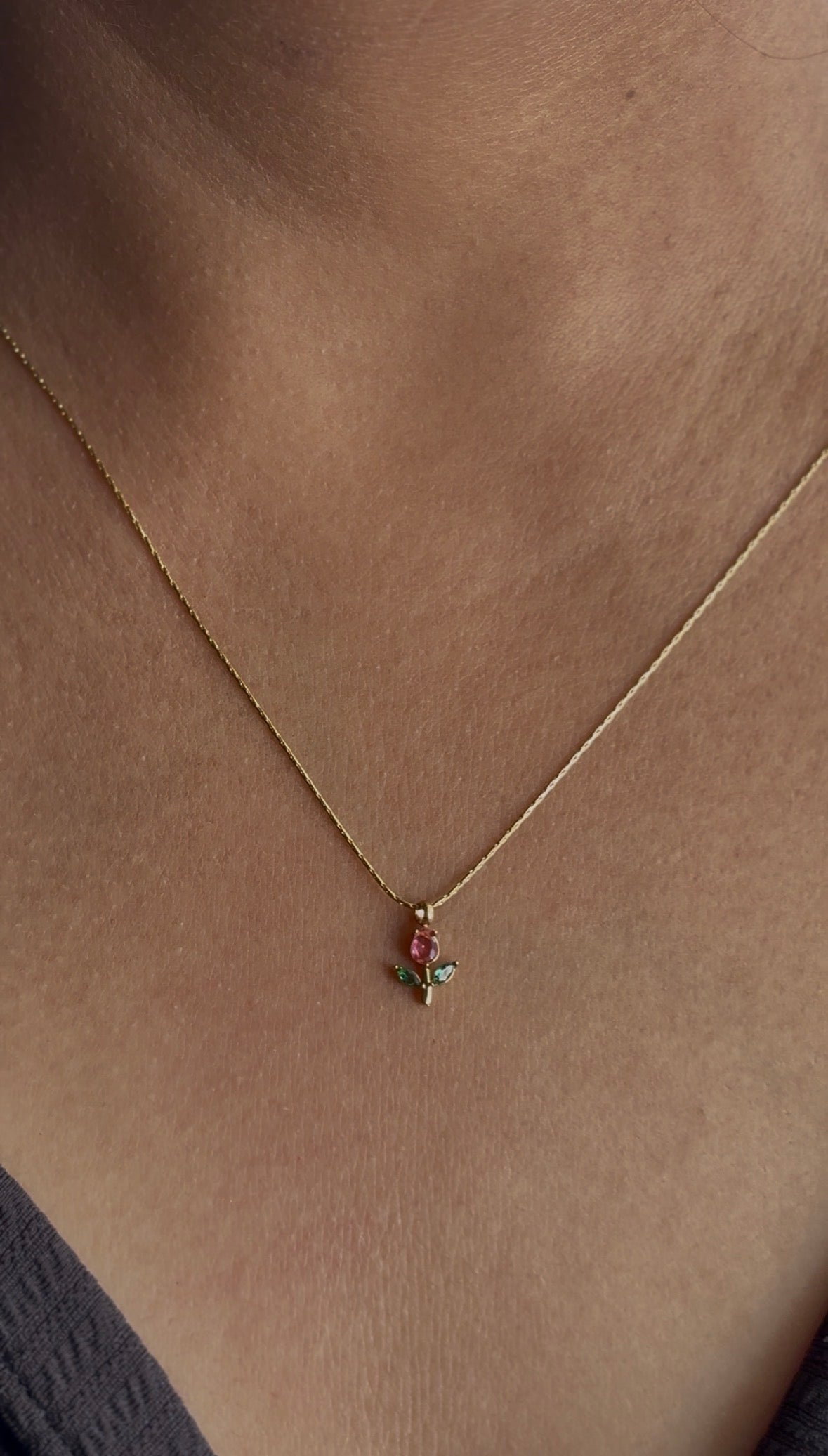 Tulip necklace 🌷