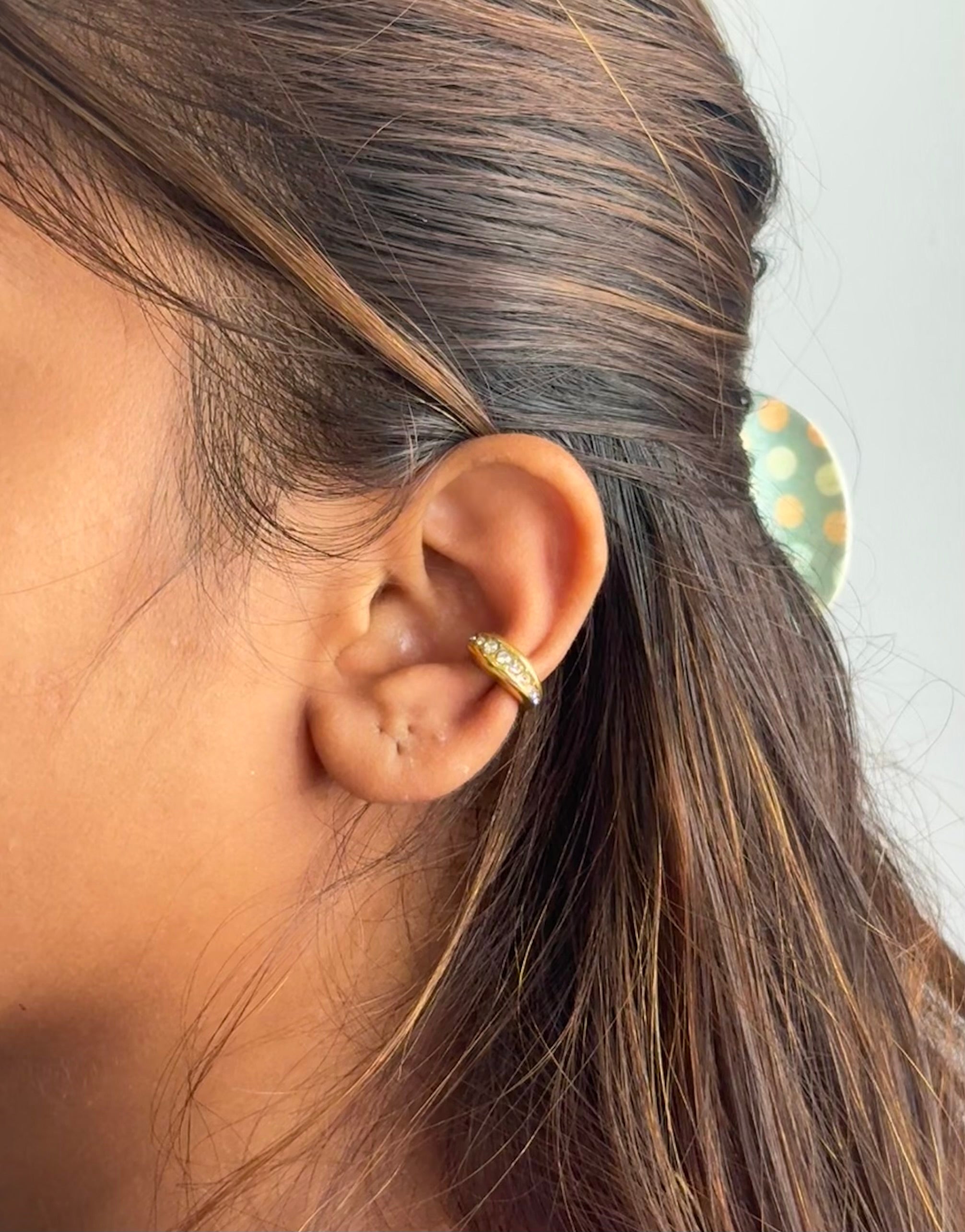 Shine Grip Earcuff – No Piercing Gold Ear Cuff | Single Piece