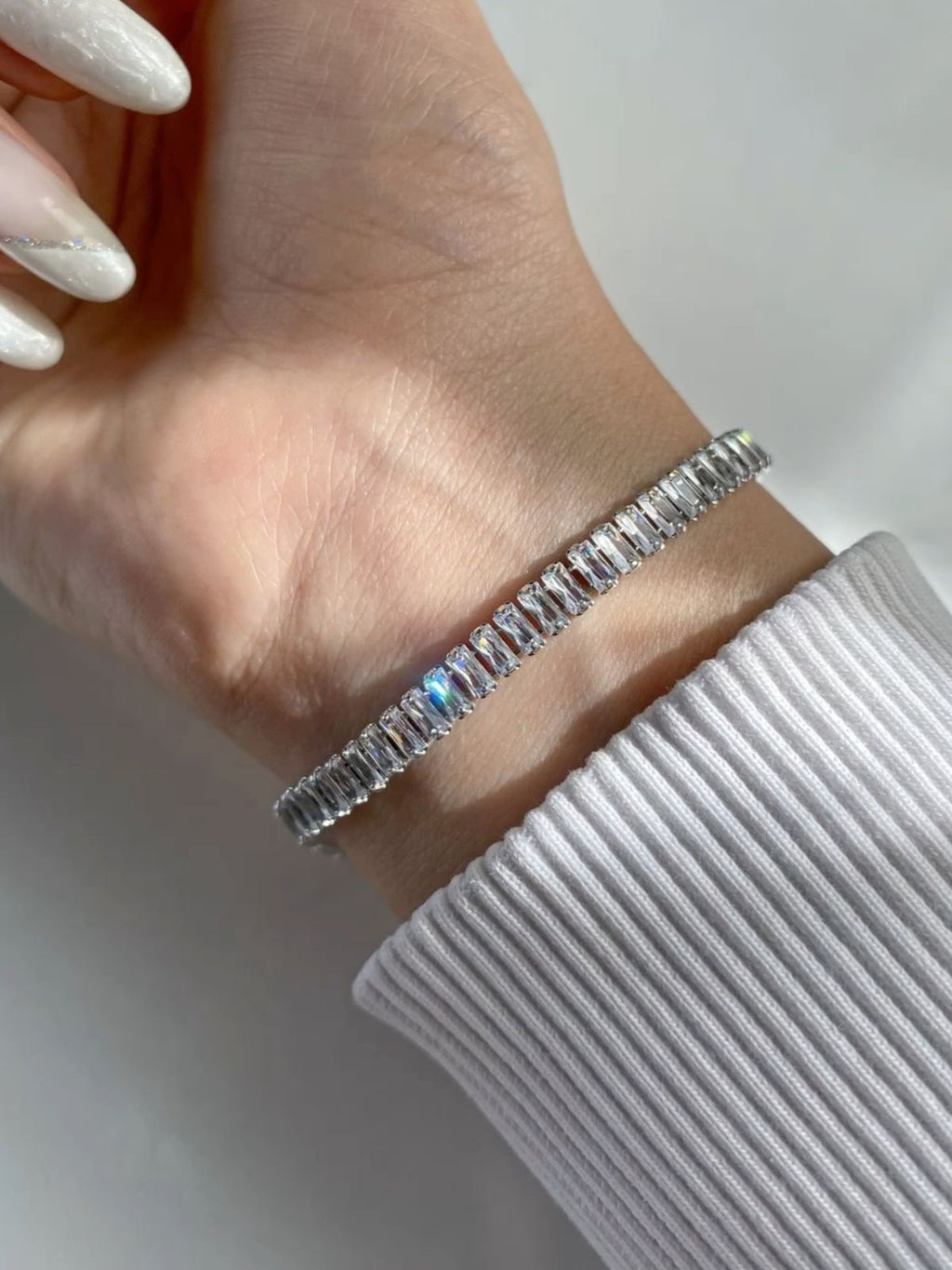 Silver Ice Tennis Bracelet – Unisex Crystal Wrist Bracelet
