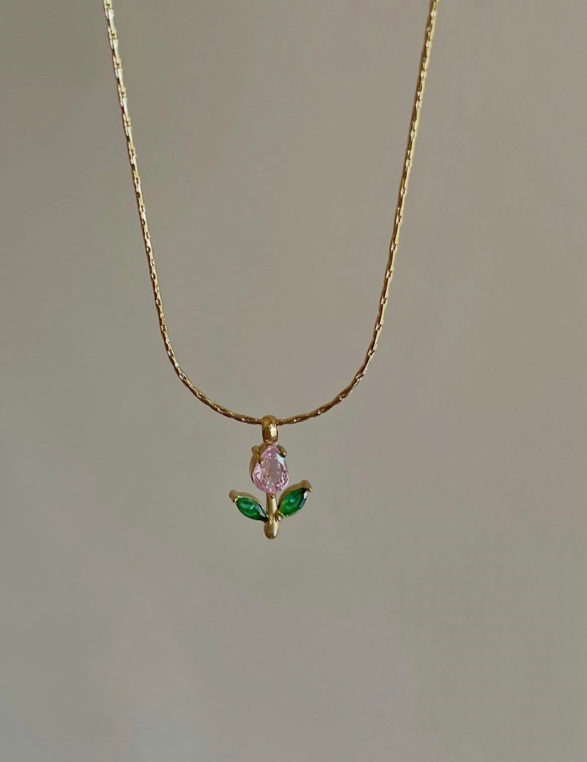 Tulip necklace 🌷