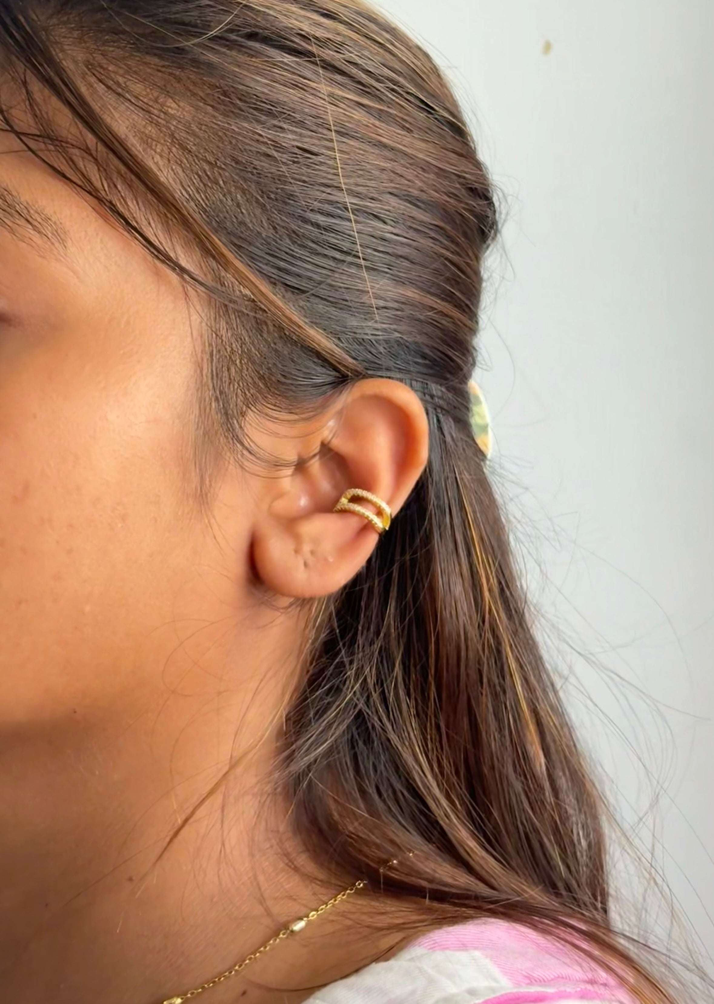 Double shine ear cuff (comes in single piece)