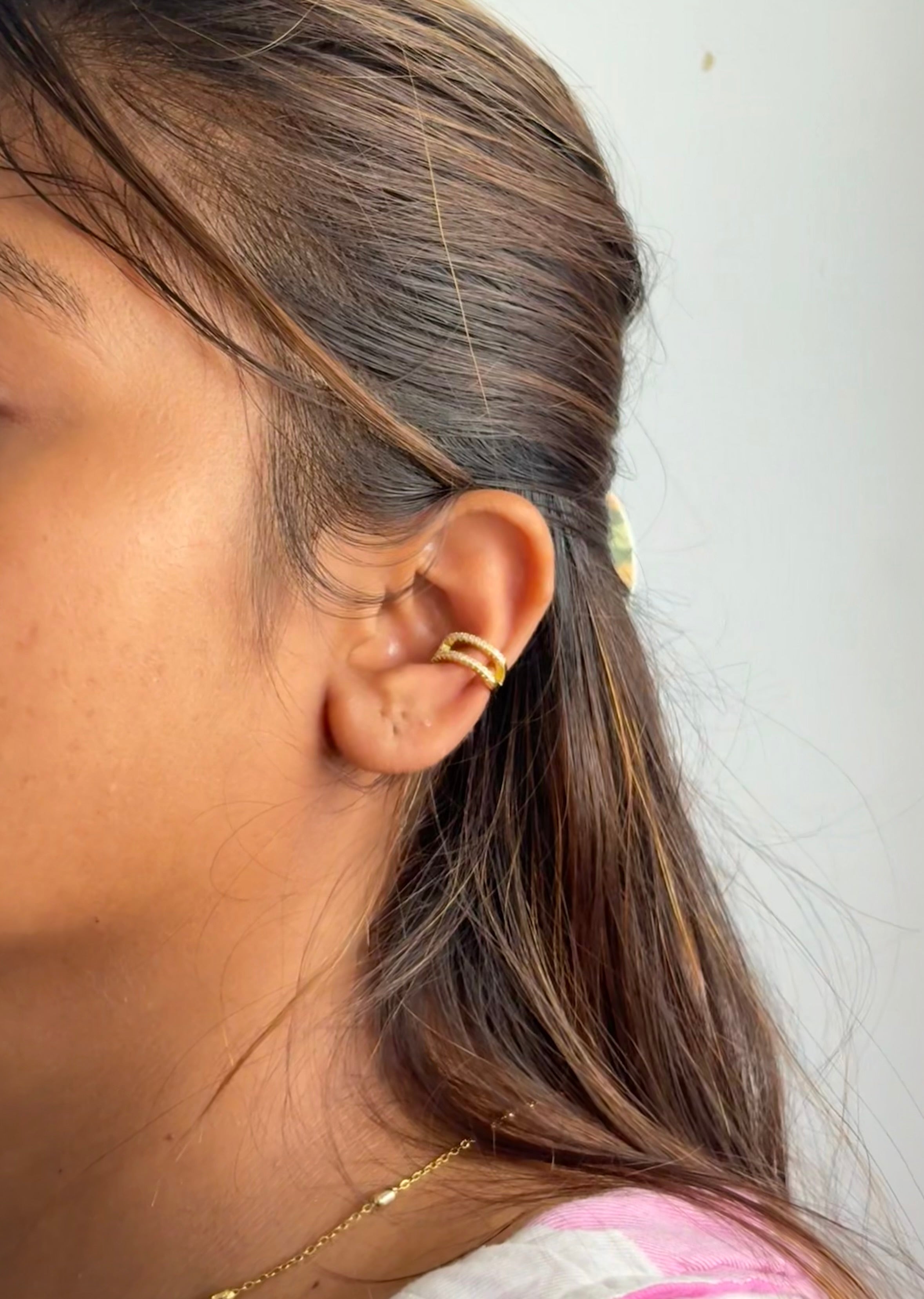 Double shine ear cuff (comes in single piece)