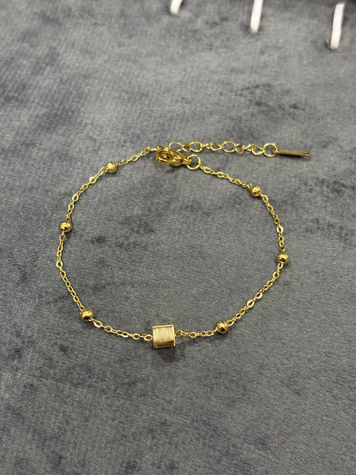 Golden Square Bracelet