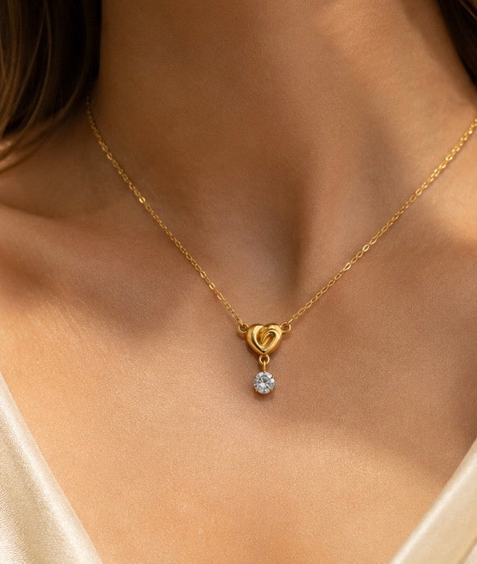 Heart shine drop necklace