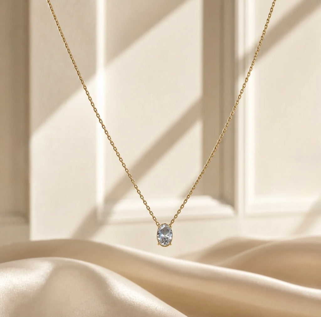 Oval shine necklace