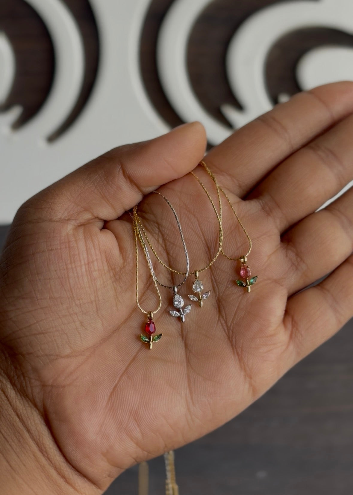 Tulip necklace 🌷